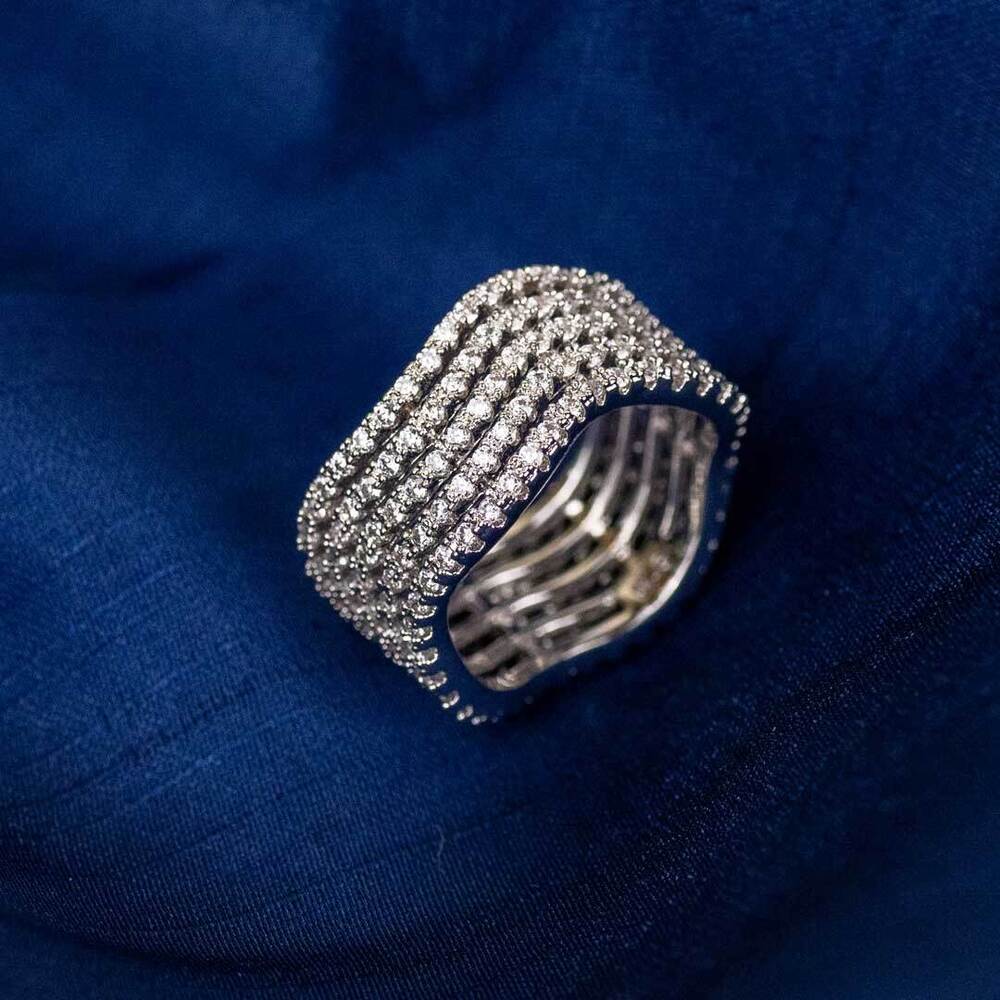 Heart Shape Diamond Ring - Color: White