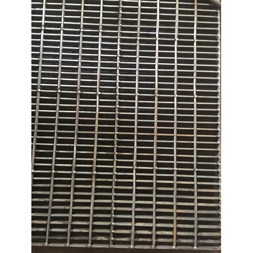 Rectangular Mild Steel Grating - Color: Silver