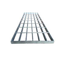 Interlock Flat Grating - Color: Silver