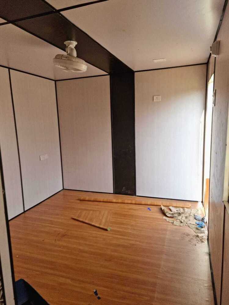 office cabin 15 x 10 with toilet