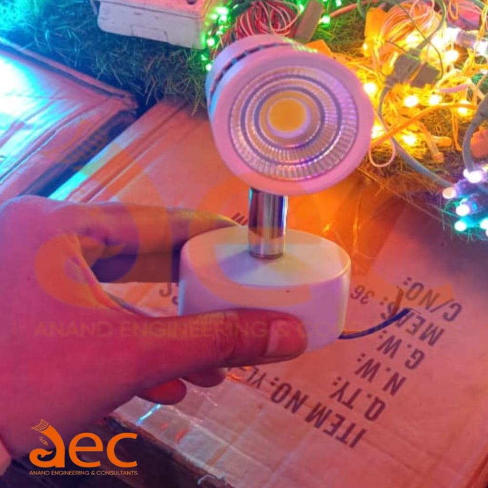 Spot Light - Durable Plastic, Standard Size, Vibrant White Color | 50 Mhz Frequency, 220-440 Volt Power Range, 1-year Warranty