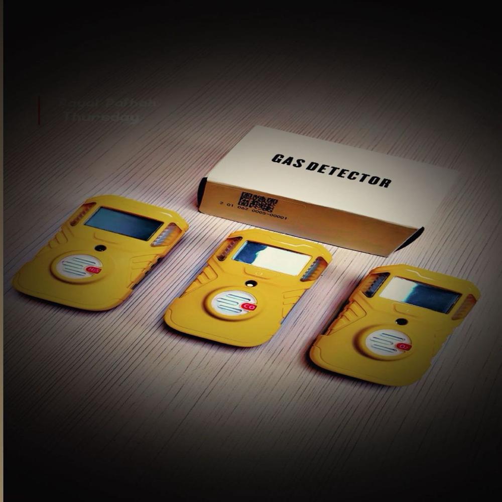 Portable Gas Detector - Accuracy: 5 %