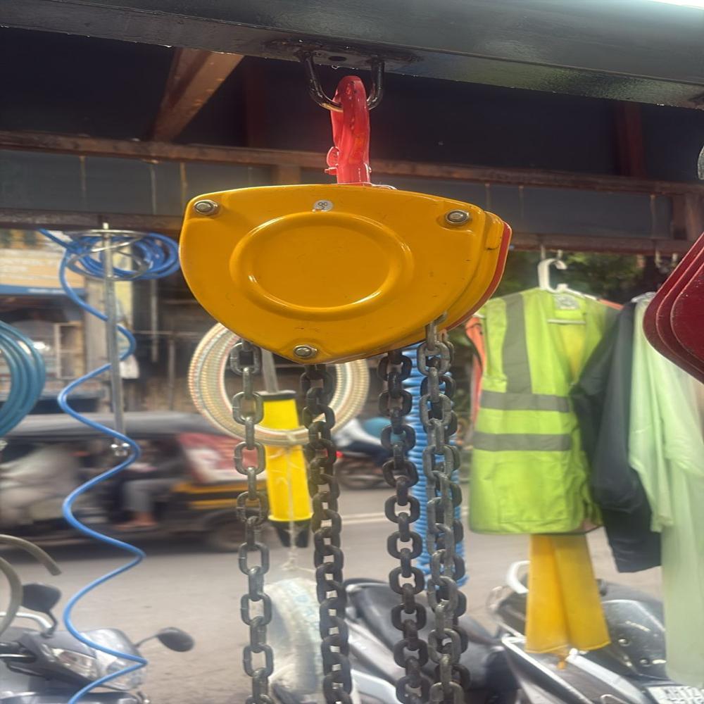 Chain Pulley Blocks - Capacity: 1 .5 Ton
