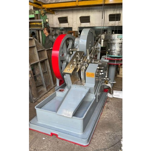 Automatic Thread Roll Machine - Color: Red