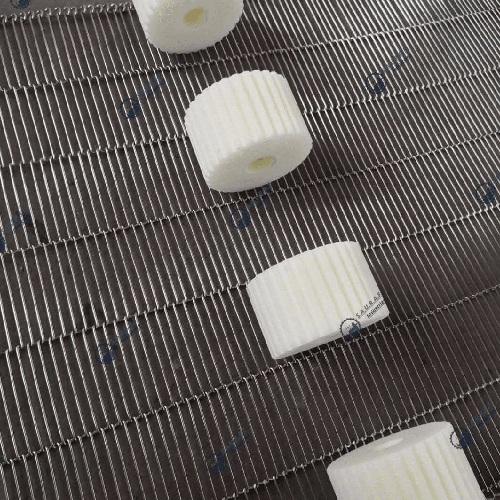 Fryer Mesh Conveyor Belt - Stainless Steel , Standard Size , Silver Color , Electric Power , Polished Surface Finish , Industrial Use