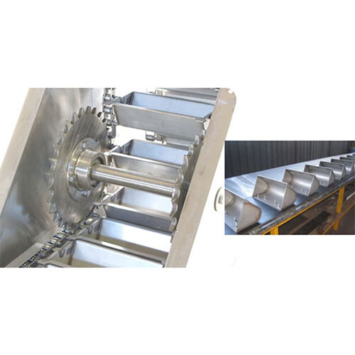 Bucket Type Conveyor - Features: High Quality