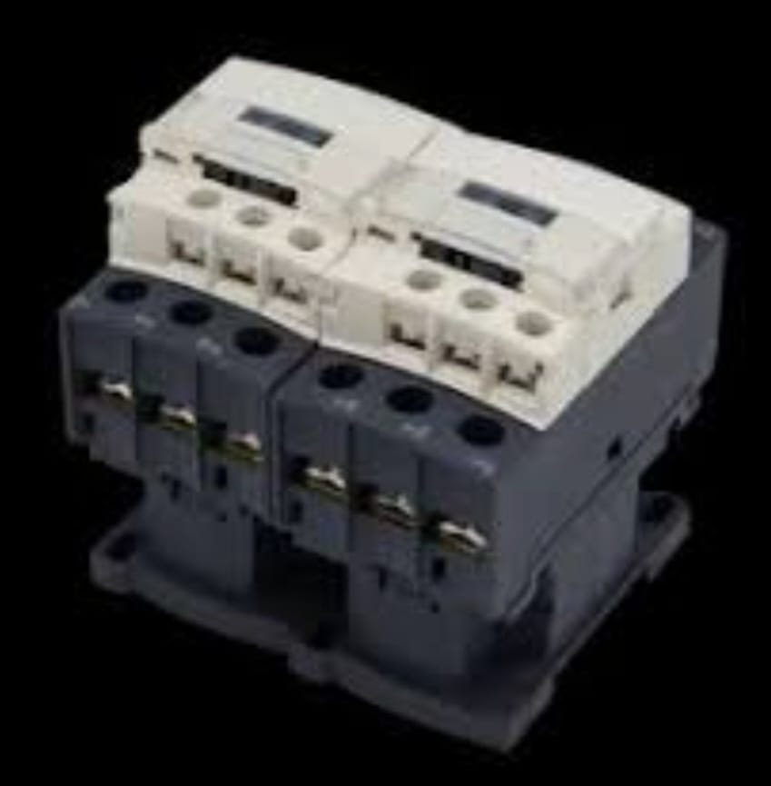 3 Phase Bracket Mount Electrical Contactor - 415v, 50hz | Electromagnetic Coil, Arc Suppression, Din Rail & Panel Mounting Options