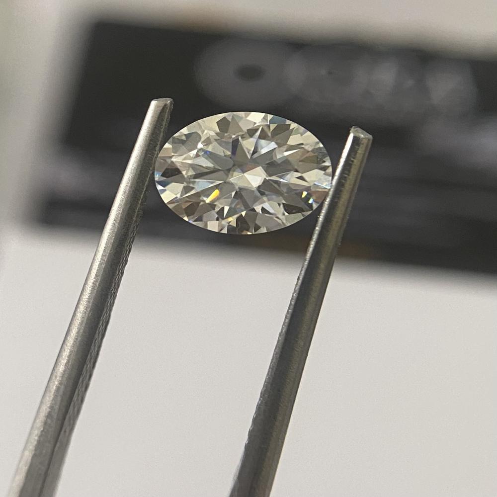 White Moissanite Diamond