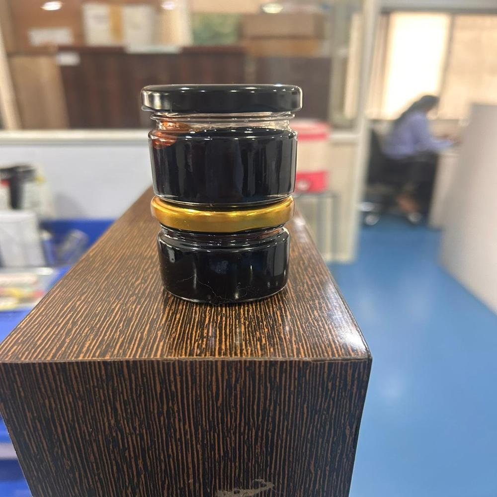 Shilajit Resin - Color: Black