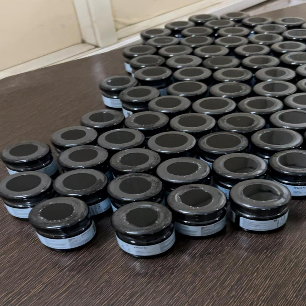 Shilajit Resin - Color: Black