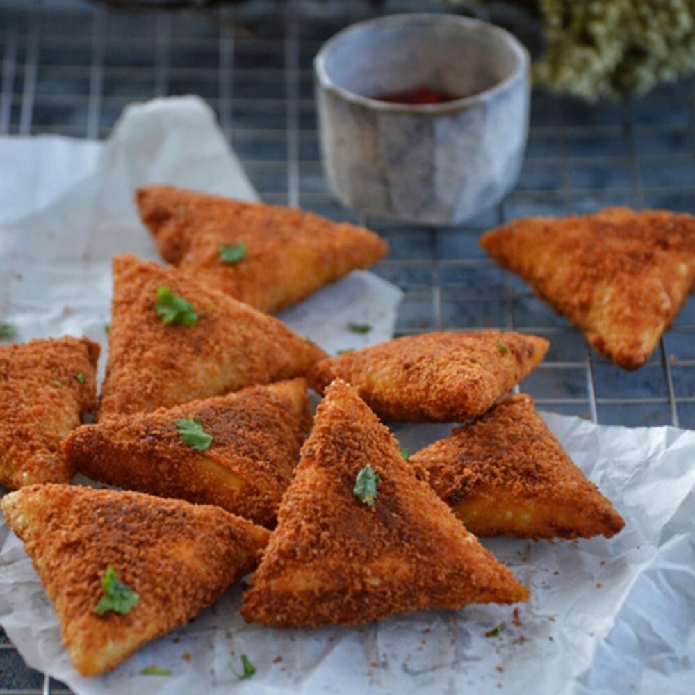 चिकन चीज समोसा