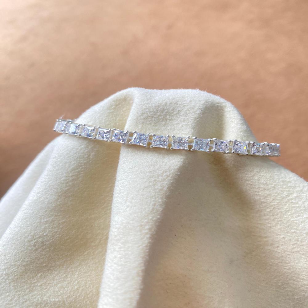 Moissanite Diamond Tennis Bracelet with 4MM Princess Cut Moissanite, Excellent look