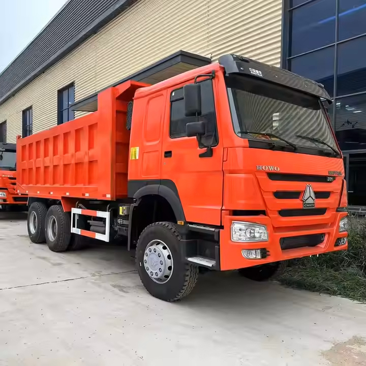 Dump Truck - Body Material: Iron / Steel