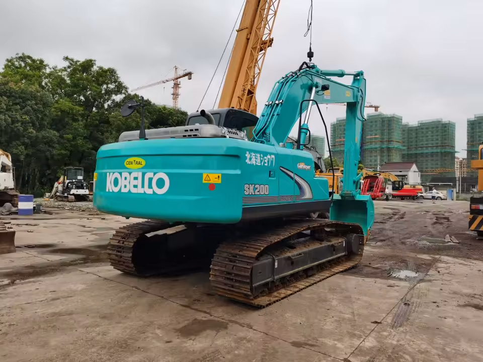 Sk200 Excavator Machine - Capacity: Upto 5 Ton