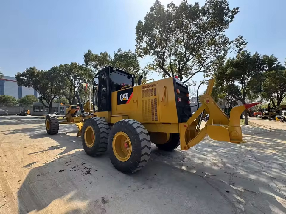 Graders Motor - Capacity: Upto 5 Ton