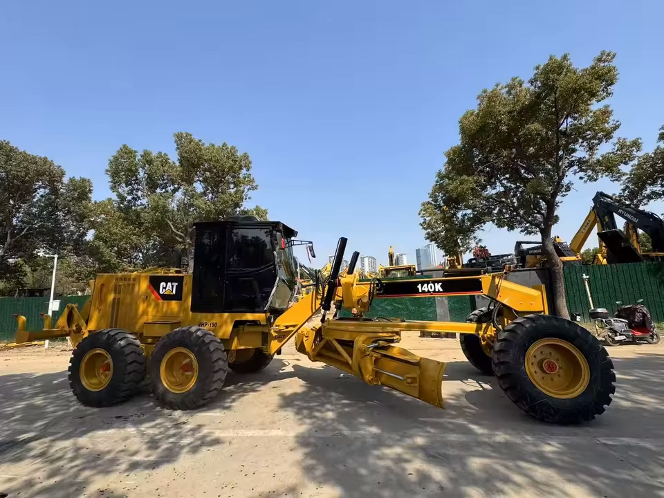 140k Grader Machine - Capacity: Upto 5 Ton