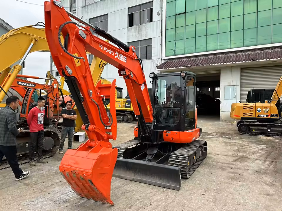 Mini Excavator - Capacity: Upto 5 Ton