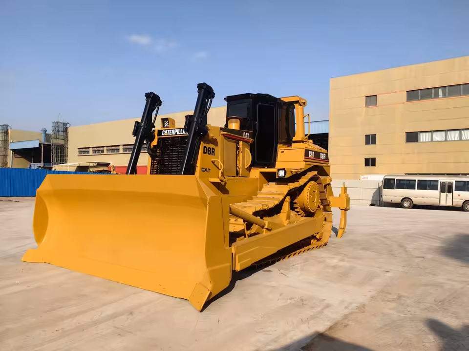 D8r Heavy Duty Bulldozer - Feature: High Quality
