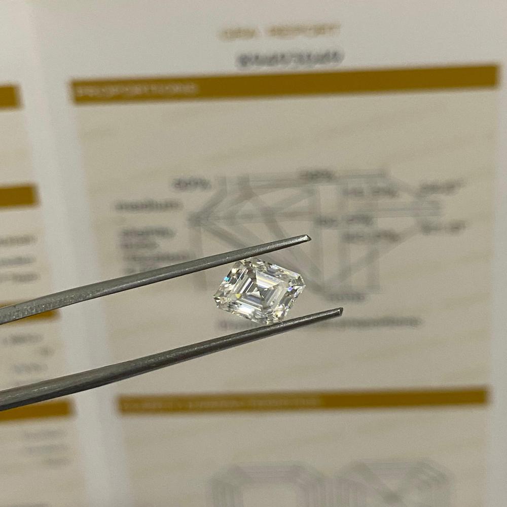 GRA Certified Asscher cut Moissanite D VVS1 Excellent cut for Jewellery