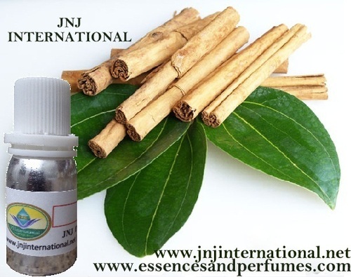 दालचीनी आवश्यक तेल