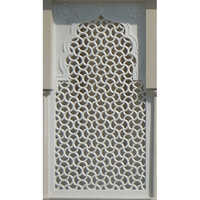 White 1.5 Inchi Moti Jali - Features: Good Quality
