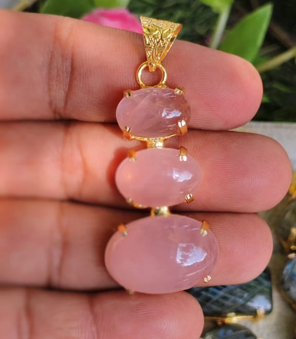 Premium Quality Rose Quartz Pendant - Color: Multicolor