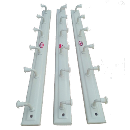 Wall Hanger - Color: White