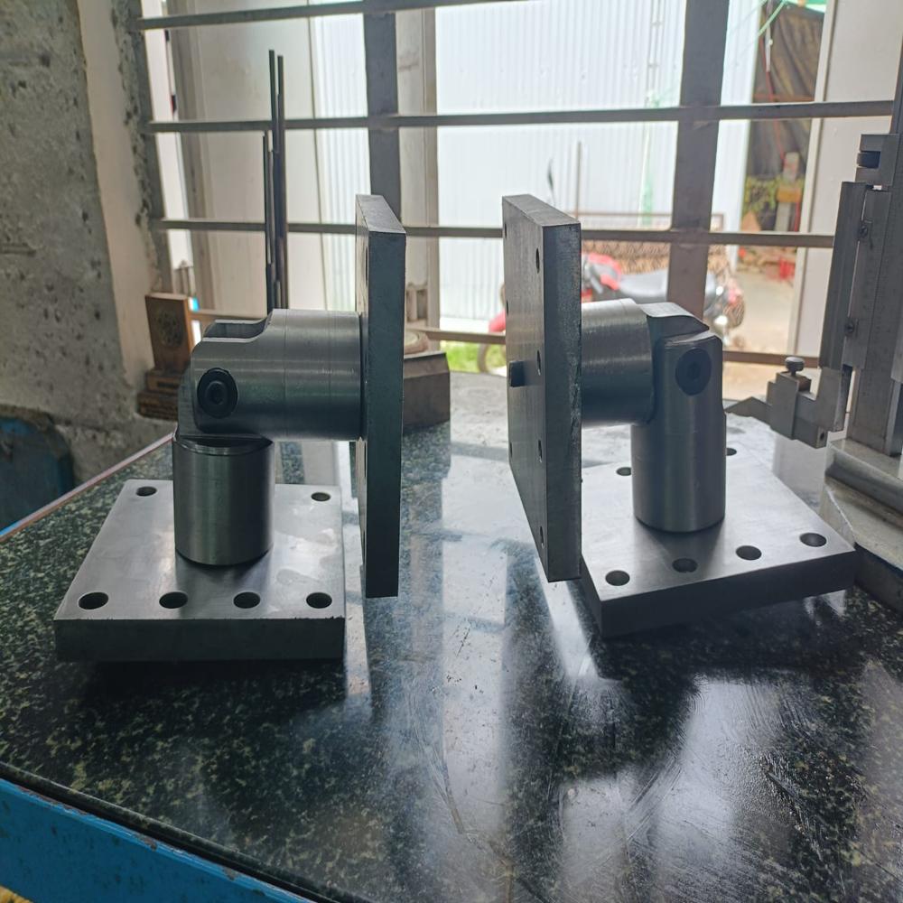 Flange Type Expandable Universal Joint