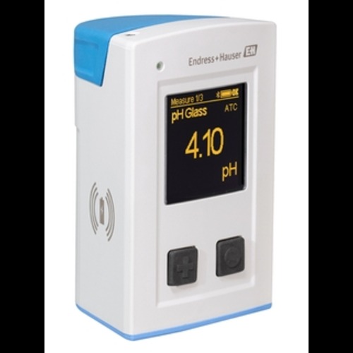 Multiparameter handheld Liquiline Mobile CML18