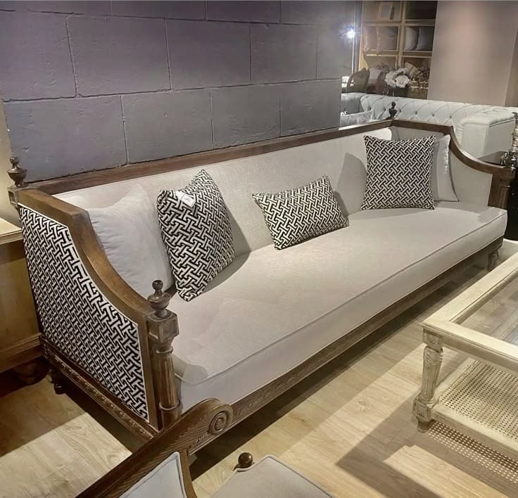 5 Seater Teakwood Modren Sofa Set - Color: Multiple