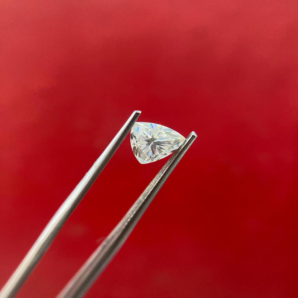 GRA Certified Trillion Cut Moissanite Diamond D VVS1 Clarity Excellent Cut for Jewellery