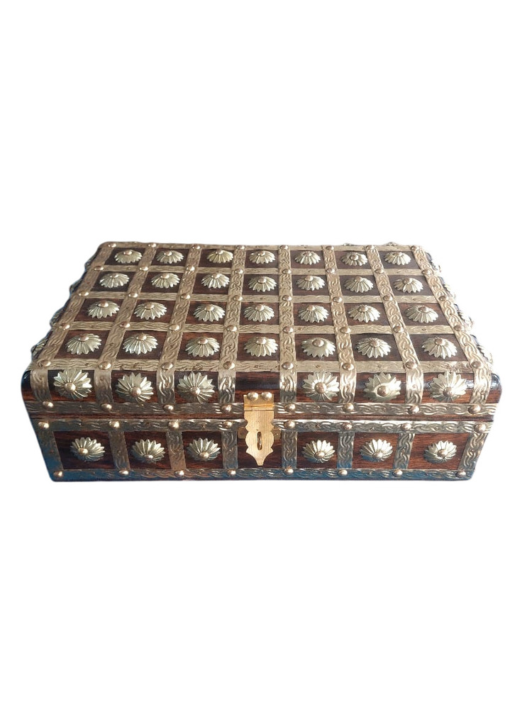 Antiq Look Jewelry Box - Color: Multiple