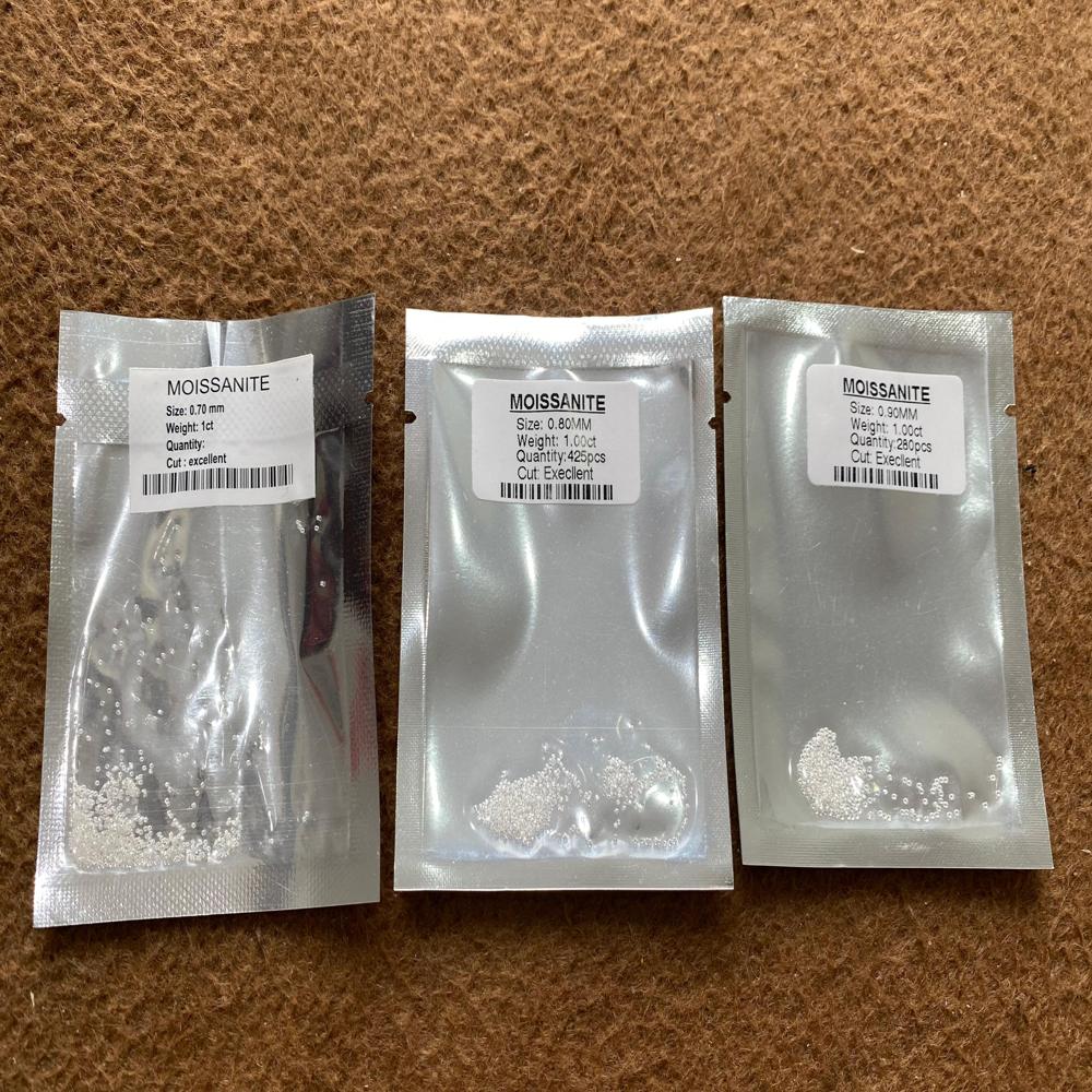 0.70-0.90MM 1 ct. sealed packed Moissanite Pouches D VVS1 Clarity for Jewellery