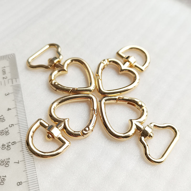 Wholesale Metal Hardware Accessories Zinc Alloy Keyring Stars Shape Swivel Snap Hook for Anime Keychain