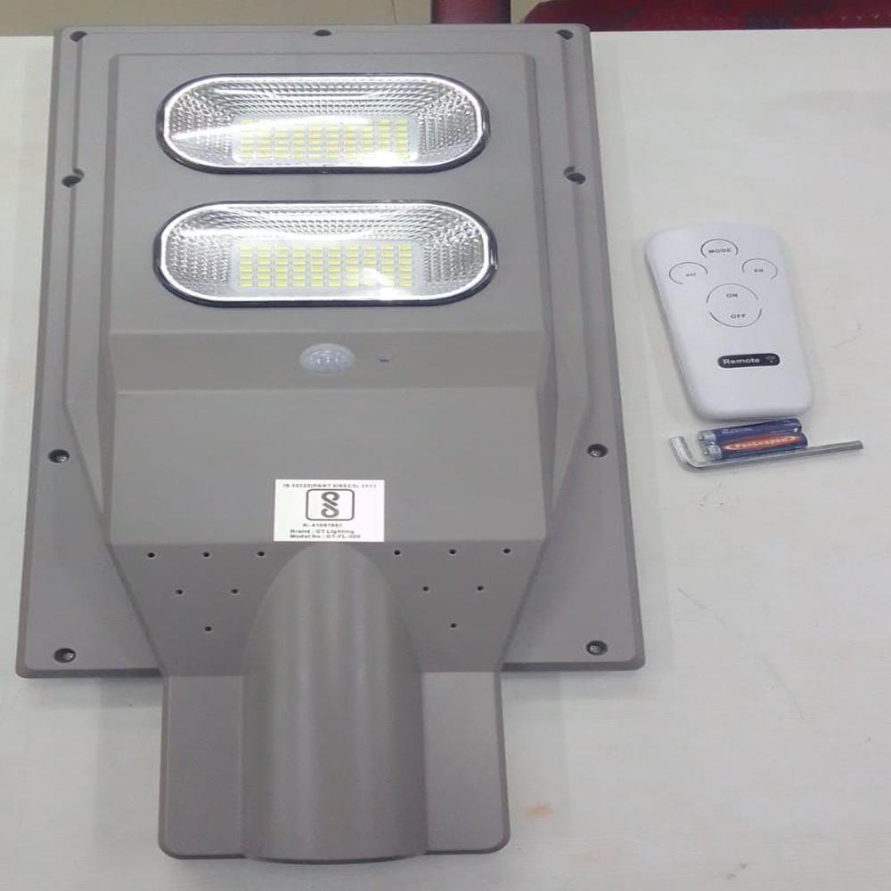 automatic solar street light