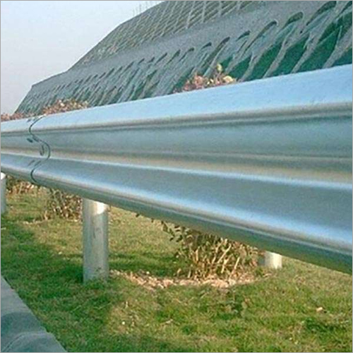 3X5X1800mm Metal Crash Barrier