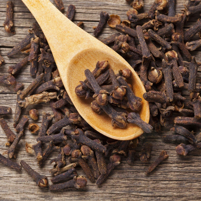 Fresh Clove - Color: Dark Brown To Reddish-Brown