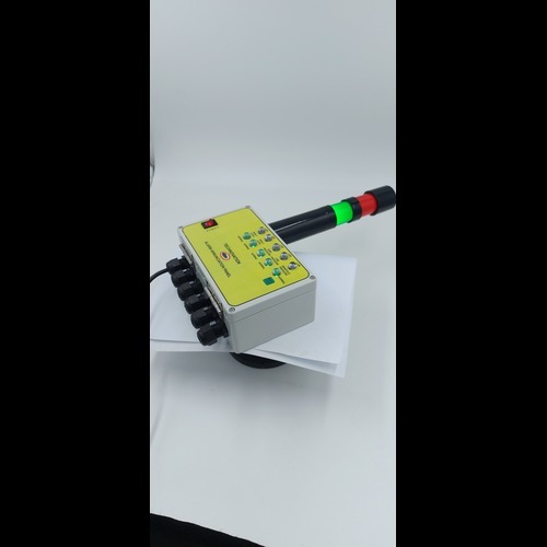 MODEL 5CS - 5 CHANNEL ANNUNCIATOR PANEL WITH TOWER LAMP