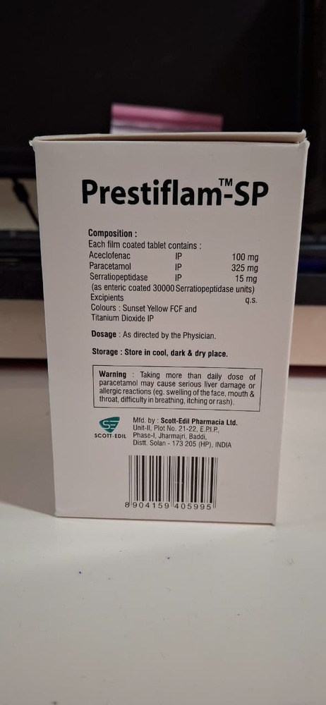 ACECLOFENAC + PARACETAMOL + SERRATIOPEPTIDASE TABLET