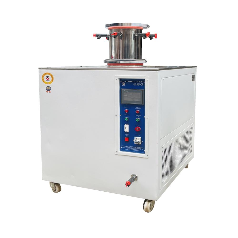 LYOPHILIZER (FREEZER DRYER)