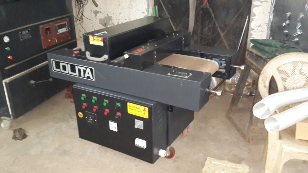 Lab Scale Uv Curing Machine - Automatic Grade: Semi-automatic