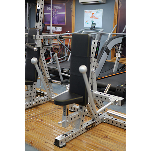 WG PL61 TRICEP PRESS