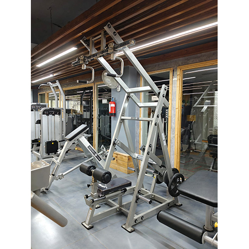 Wg Pl68 Adjustable Lat Pull Down - Application: Gain Strength