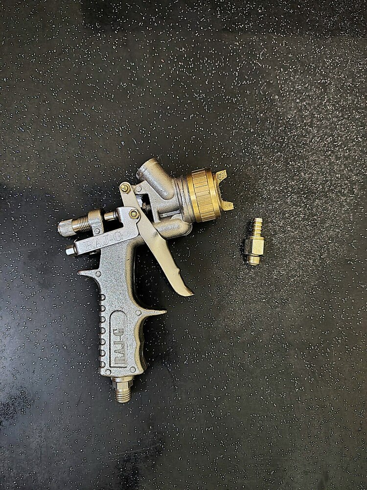 Raj G Spray Gun 1 Pint - Attributes: Durable