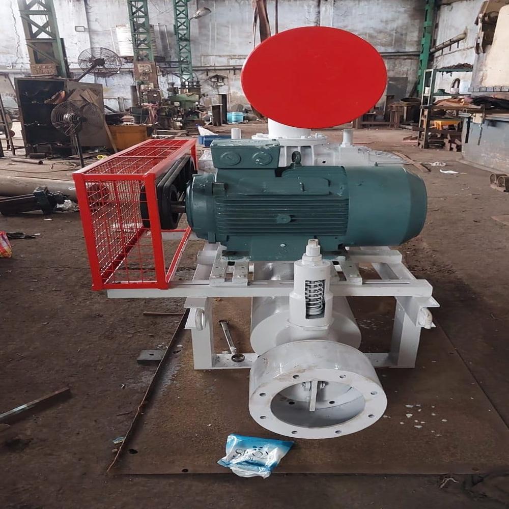 Fly Ash Bulker Unloading System - Color: Bule