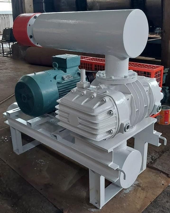 Fly Ash Bulker Unloading System - Color: Bule
