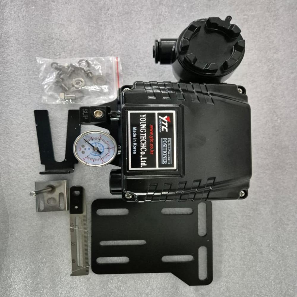 Positioner C - Color: Black