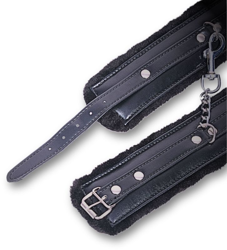 Black Leather Bdsm Bondage Handcuff - Size: Free Size