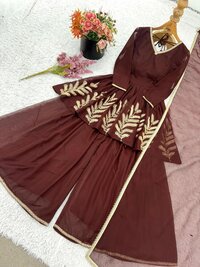 EMBROIDERY SUIT
