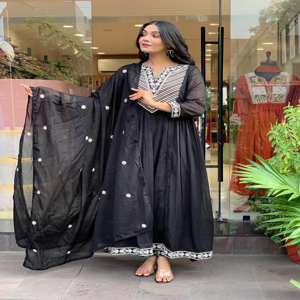 Wholesale Cotton Anarkali Suit For Ladies - Bust Size: 42 Inch (in)